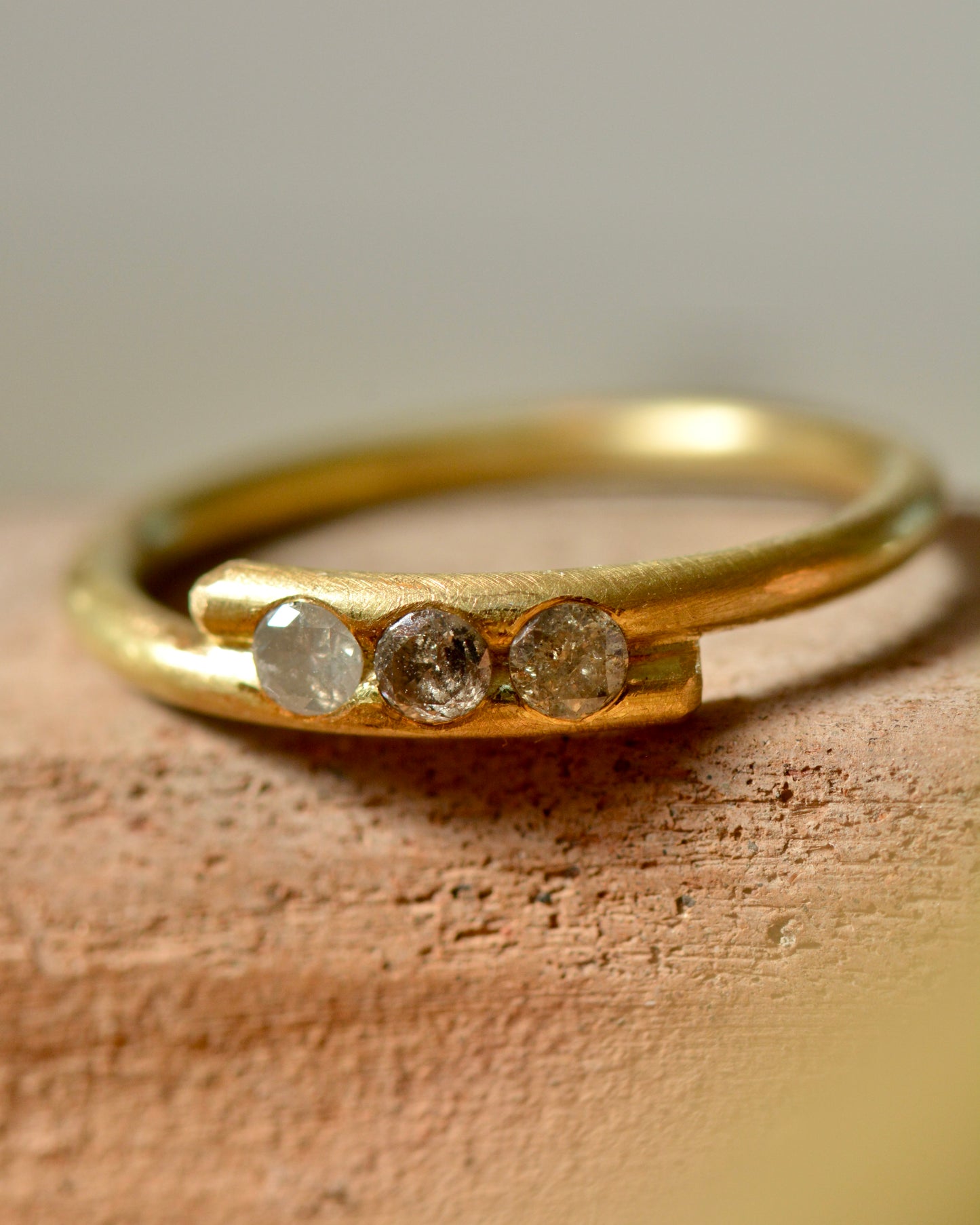 Diamond Vine Ring 18k Solid Gold