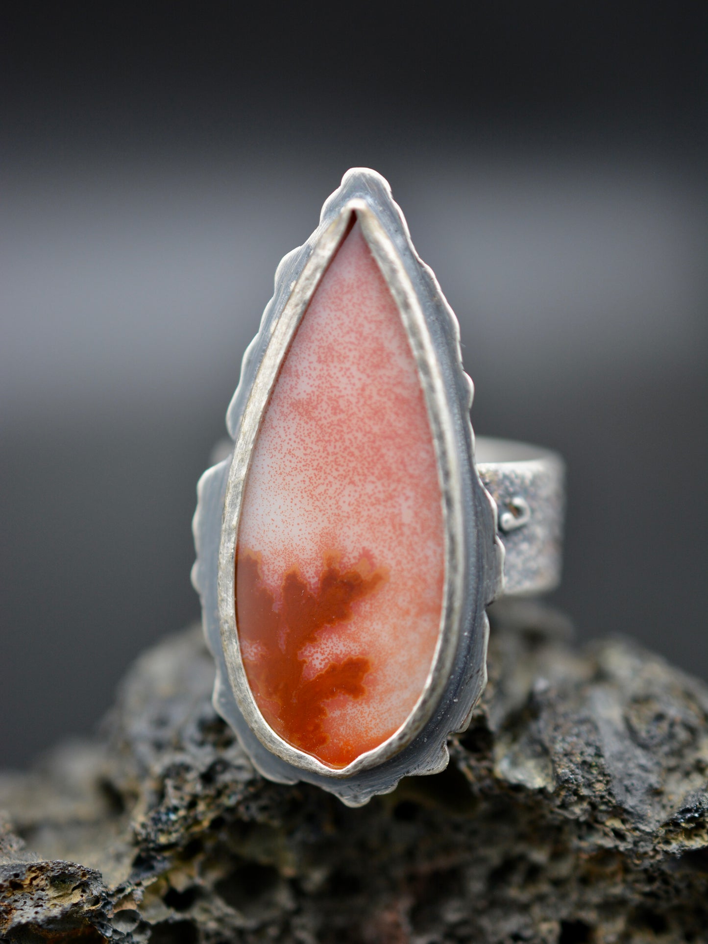 Dendritic Agate Flame Purgatorio Ring