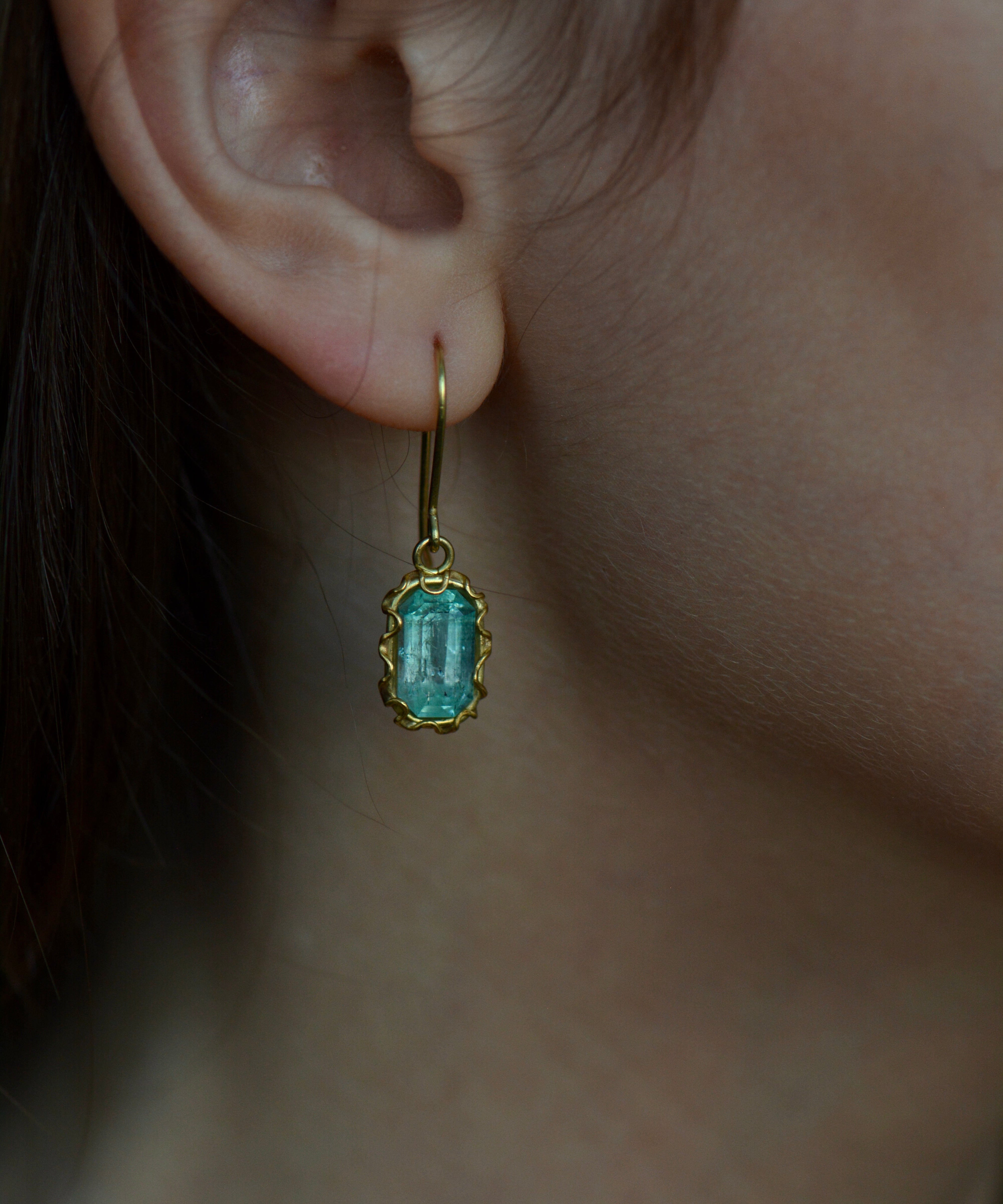 Emerald Squiggle Drop Earrings