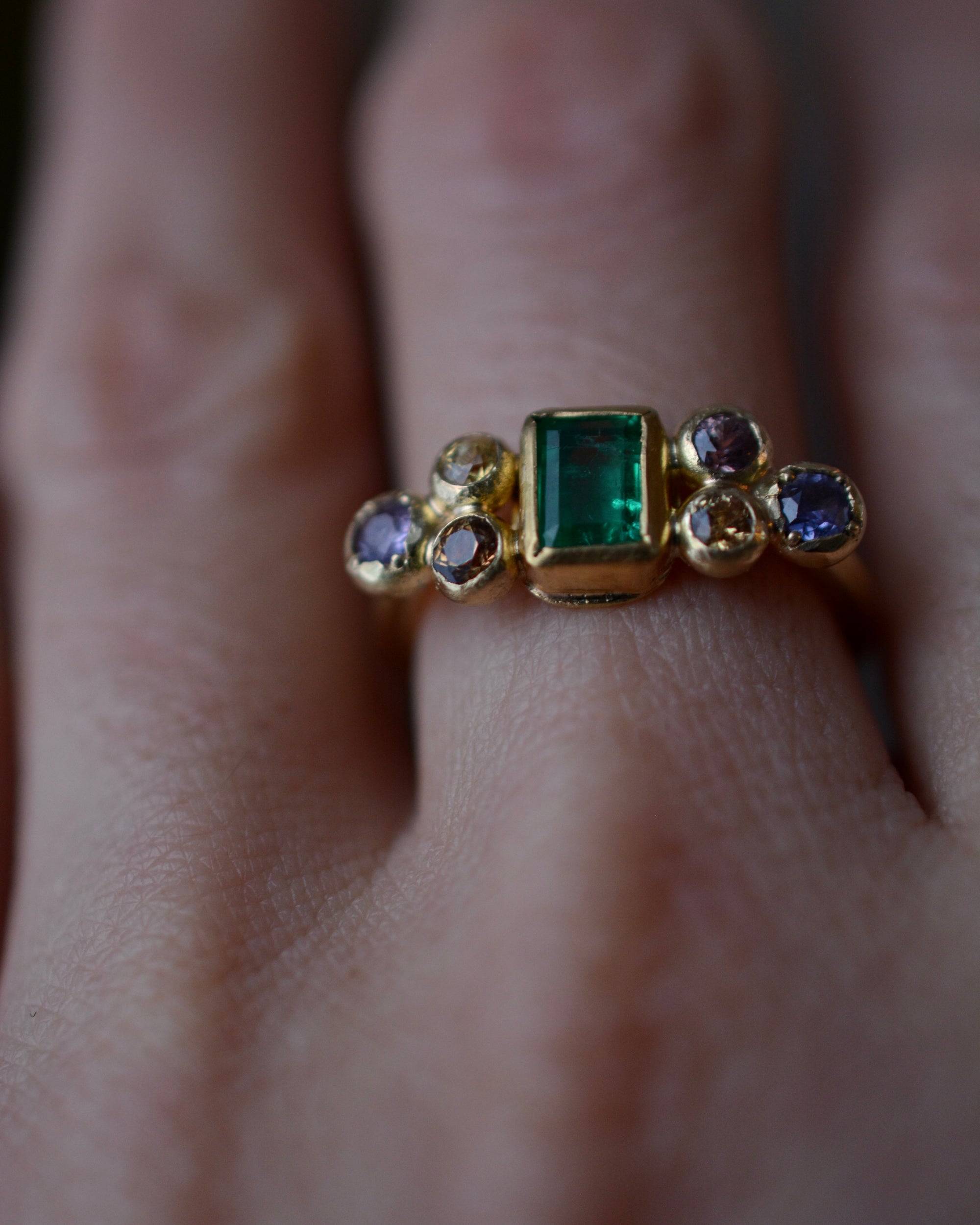 Emerald Bow Ring | Handcrafted 18k & 22k Gold