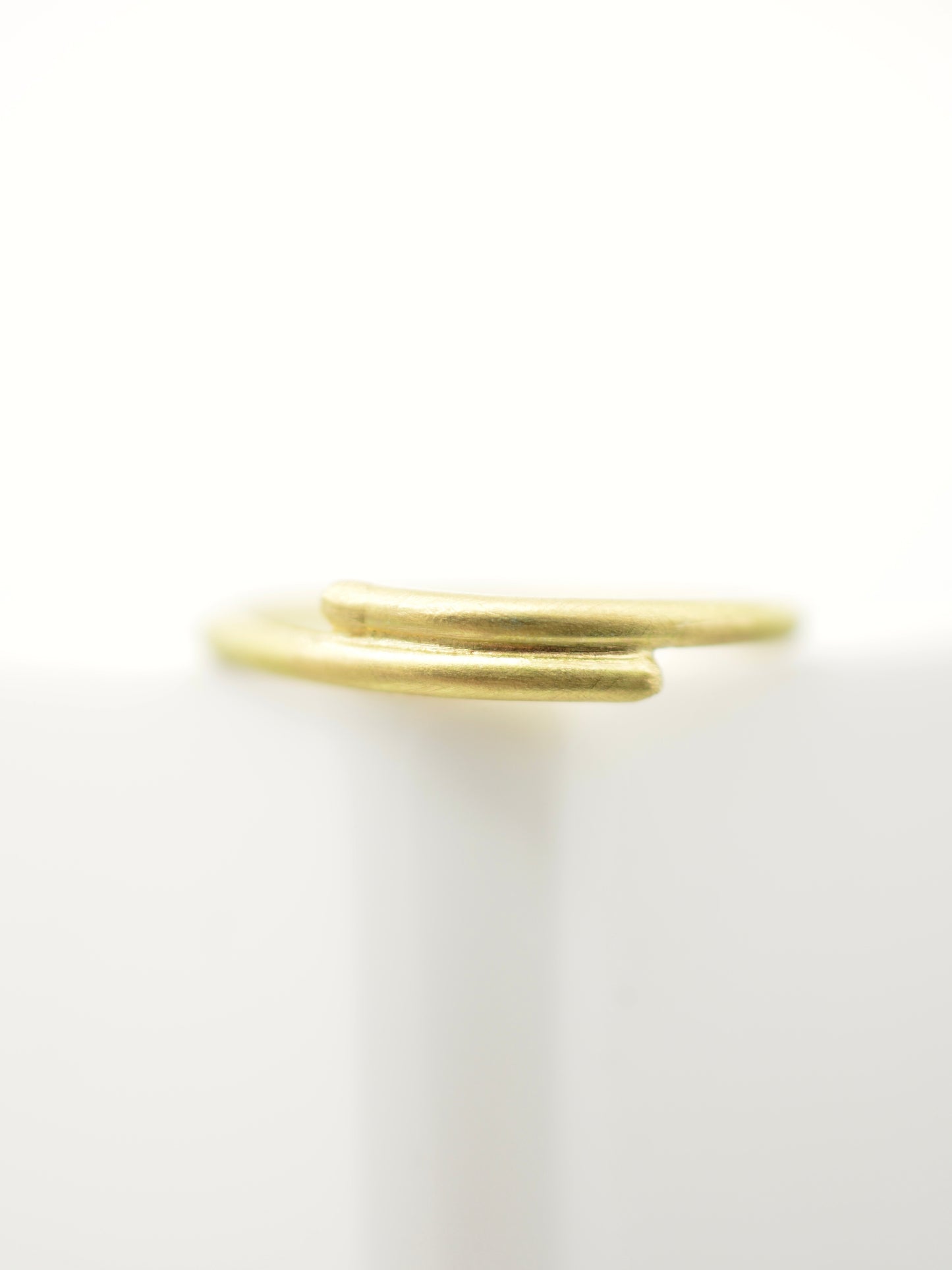 Vine Ring 18k Solid Gold