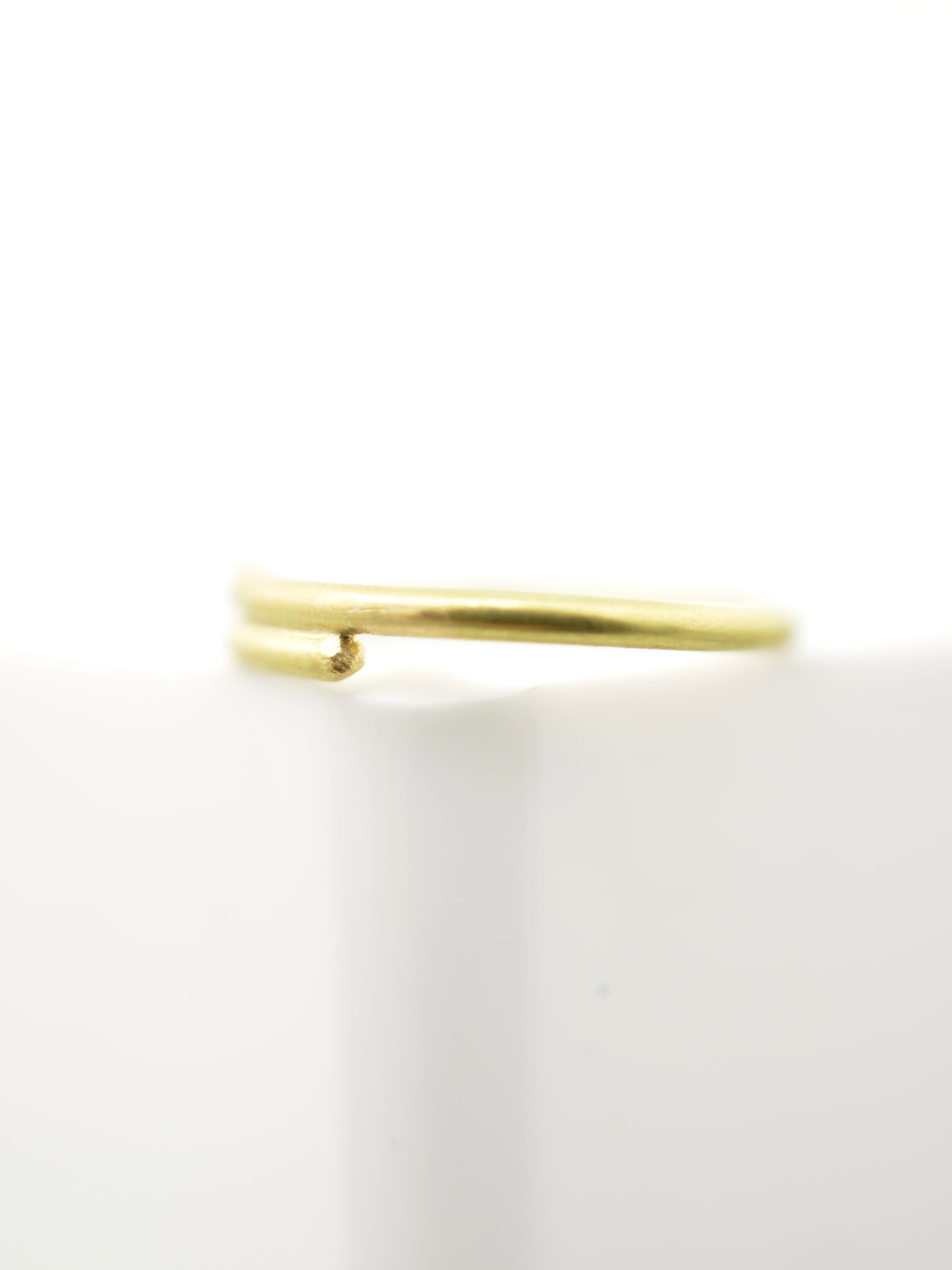 Vine Ring 18k Solid Gold