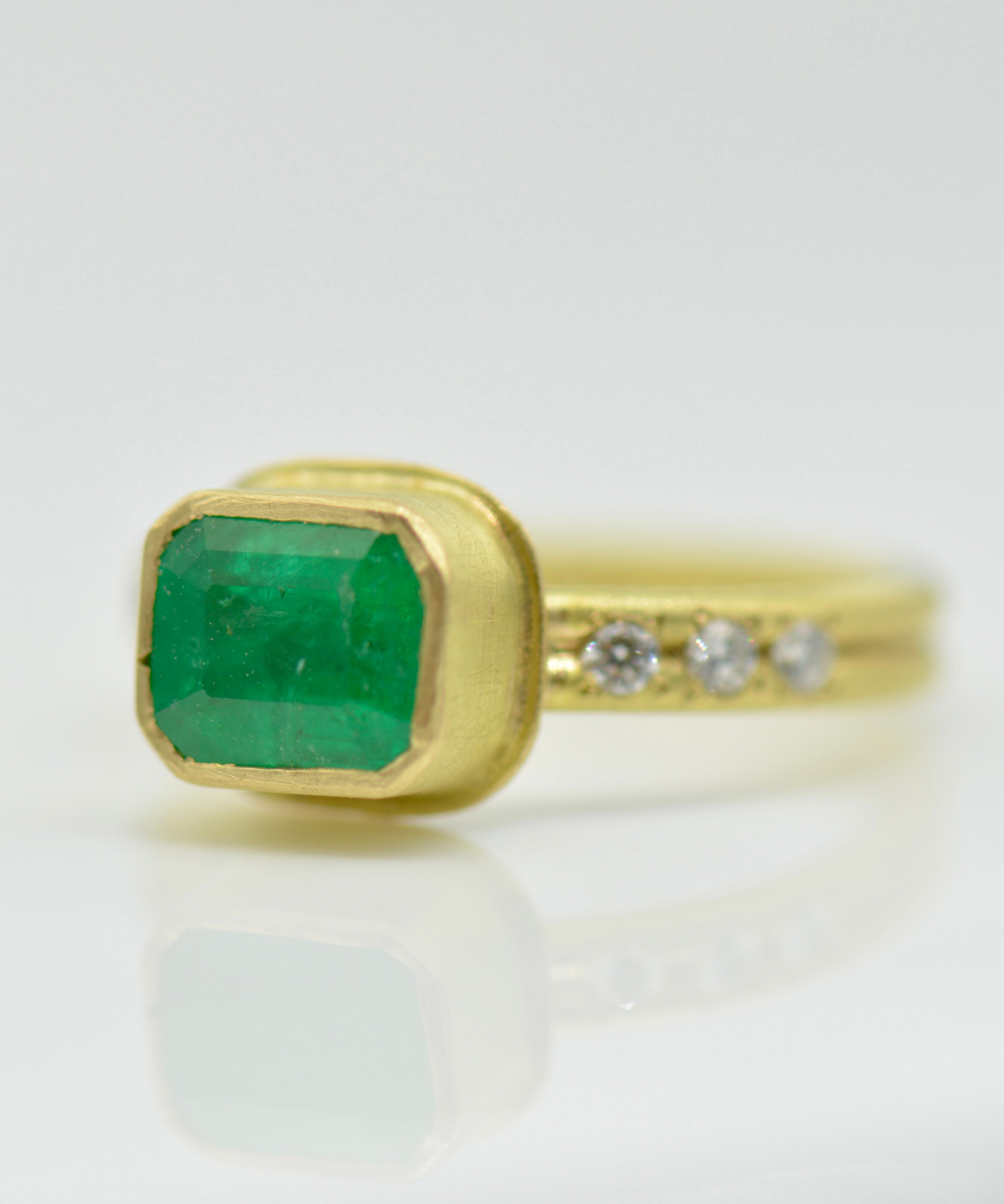 Colombian Emerald & Canadian Diamond Ring