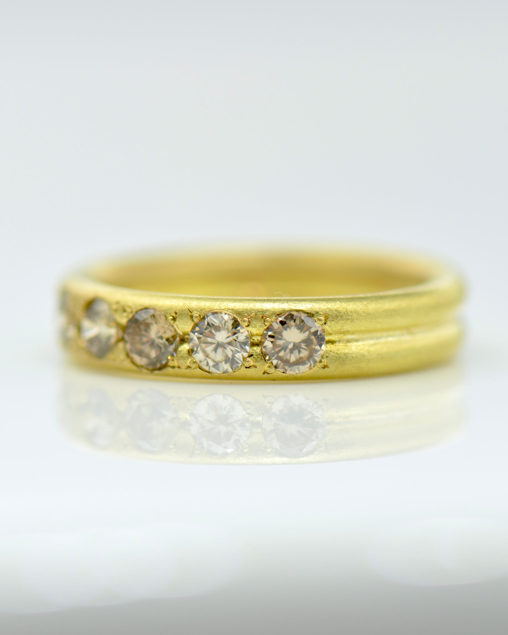 Doppia Champagne Diamond Ring | Handcrafted 18k Gold & Canadian Diamonds