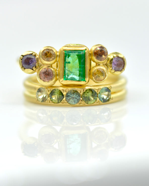 Emerald Bow Ring | Handcrafted 18k & 22k Gold
